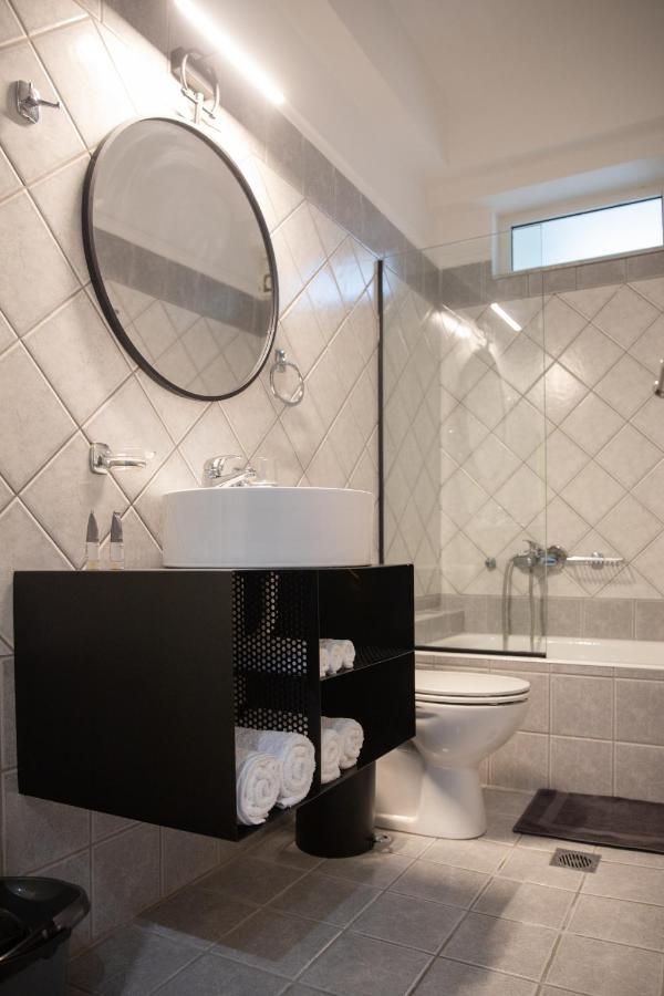 Petrino Suites Mesolonghi Mesolóngion Eksteriør bilde